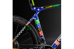 Madone SLR 9 AXS 8e gén. - The First 50 ICON