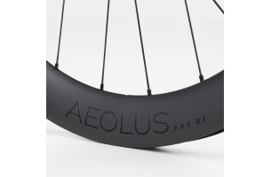 Roue Route Bontrager Aeolus Pro 51 TLR Disc