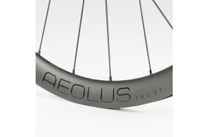 Bontrager Aeolus Pro 37 TLR