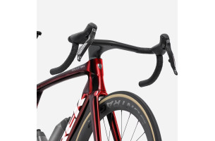Madone SLR 7 AXS