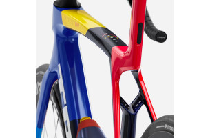 Madone SLR 7 AXS