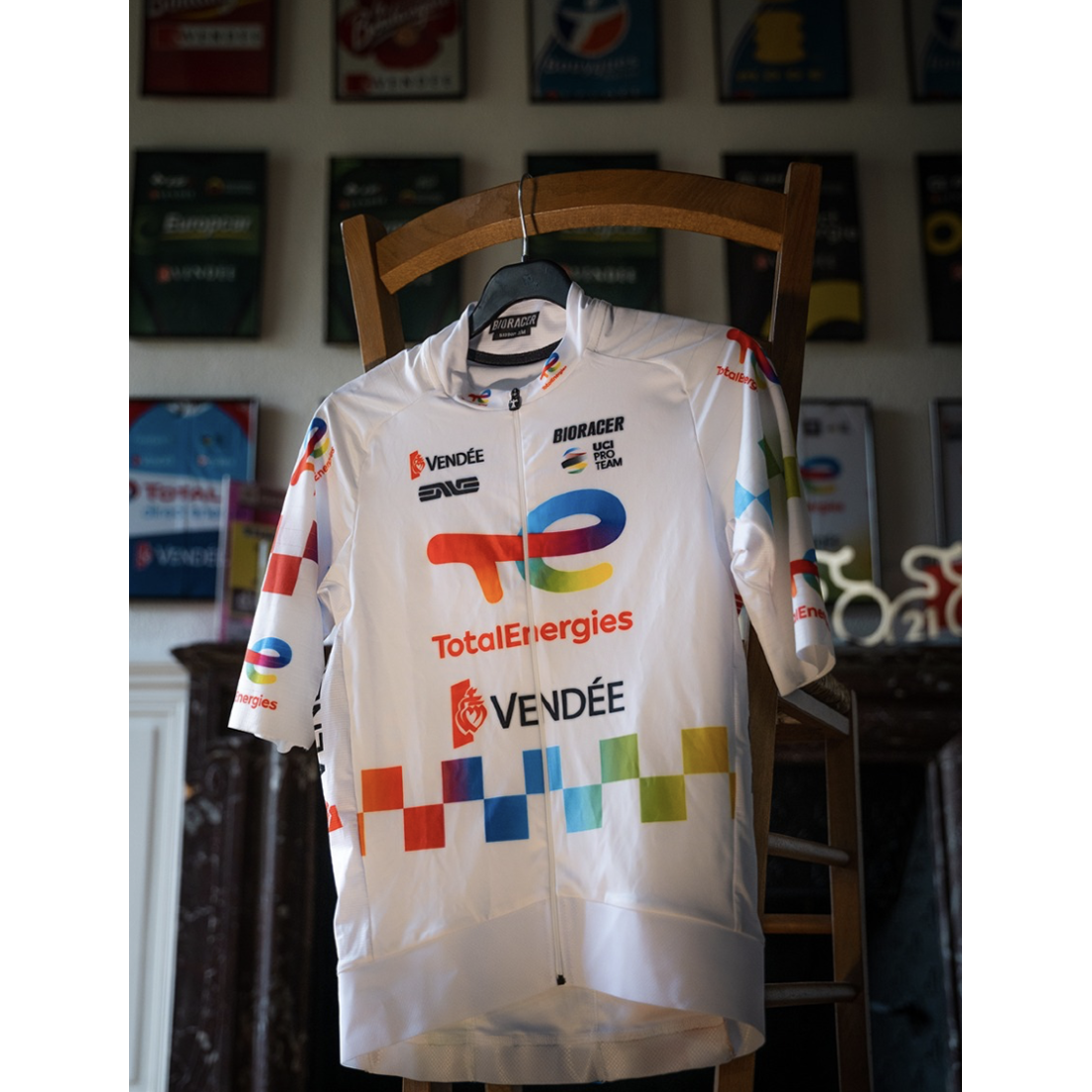 Mens DIRECT ENERGIE Vendée Cycling Jersey, Size Small, Akena